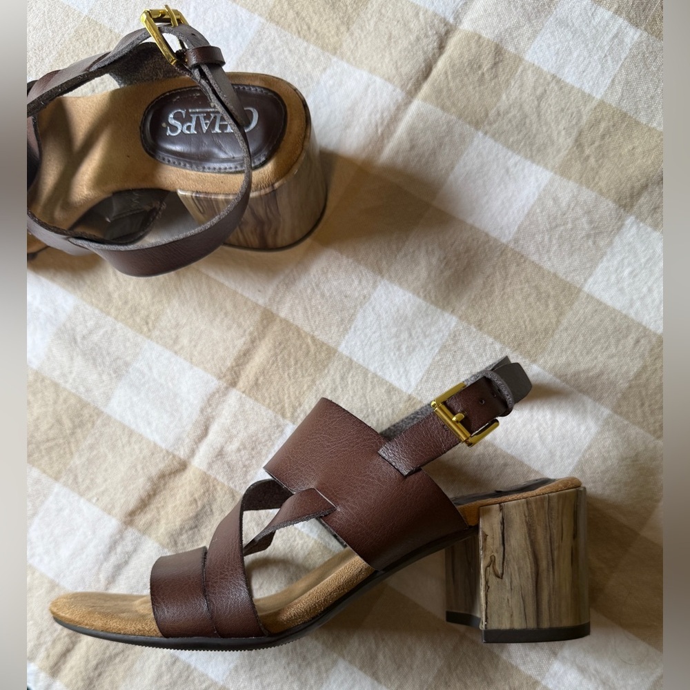 Chaps Brown ‘Faelyn Leather Wood Grain Block Heel Sandals’ Women's size 6 B